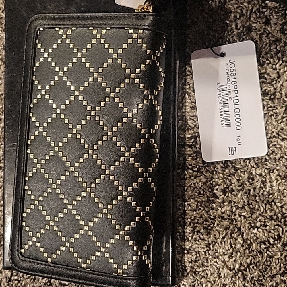NIB & WT Moschino black studded Vegan Leather Long Zipper Wallet Great Gift - Picture 4 of 6